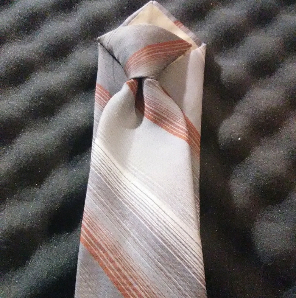 Tie